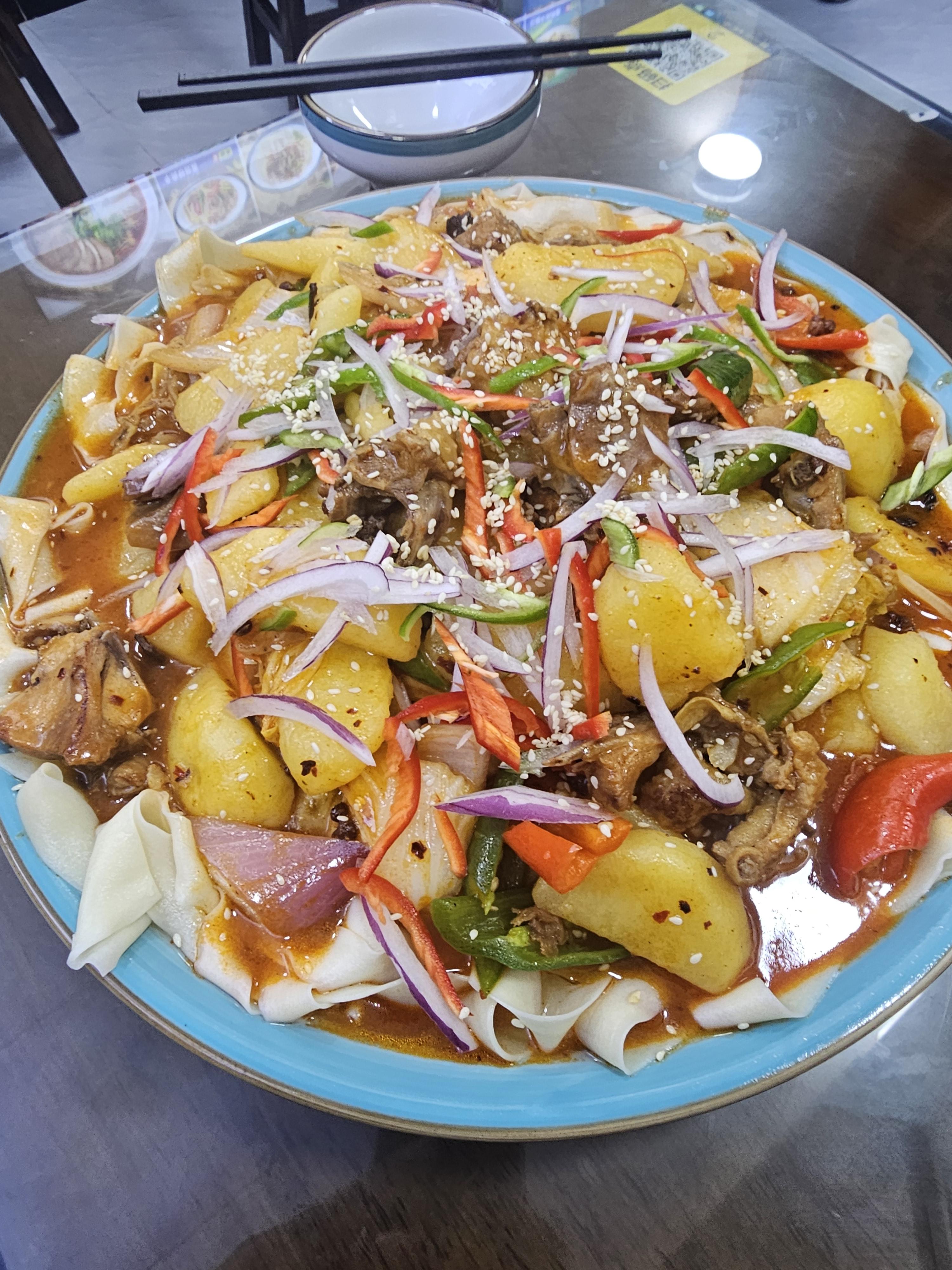 이 음식은 大盘鸡