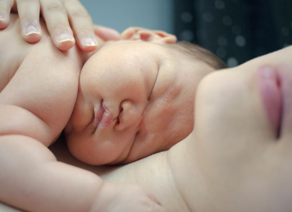 미혼모들에게 돈을 주고 신생아를 산 뒤 유기하거나 학대한 40대 부부에게 실형이 선고됐다. 본 기사와 무관한 이미지. [사진=픽사베이]