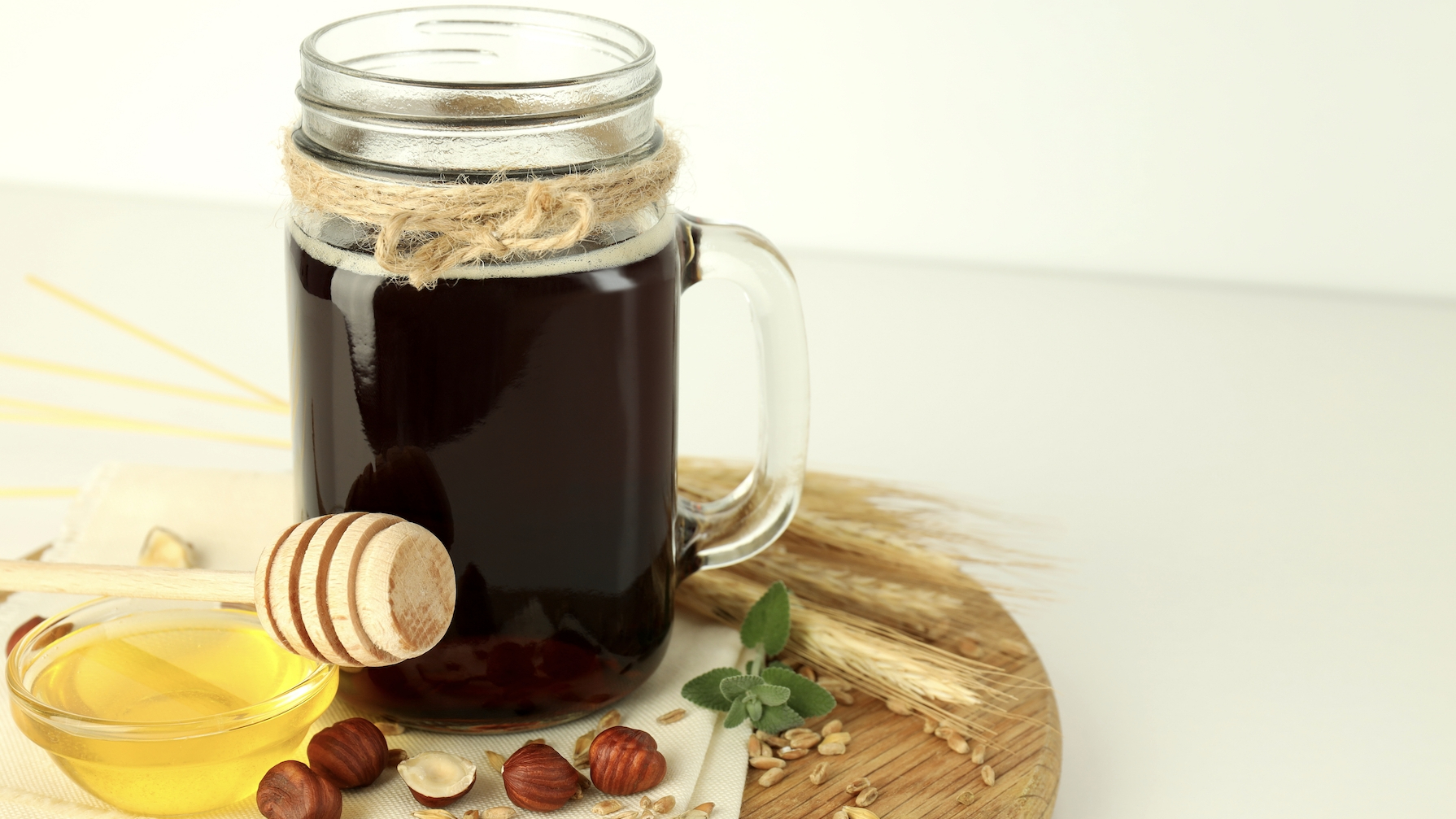 밤꿀의 놀라운 건강효능과 독감 예방을 위한 섭취법