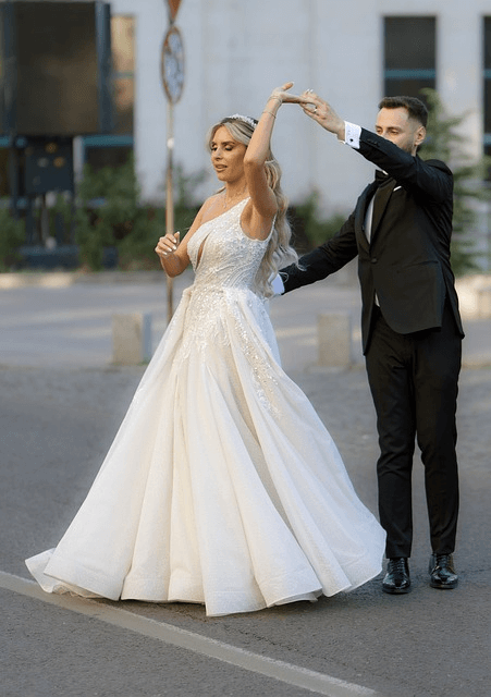 전통무용의 선의 흐름