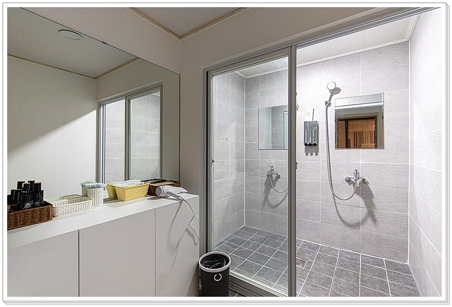 동해마사지 방콕테라피 샤워실