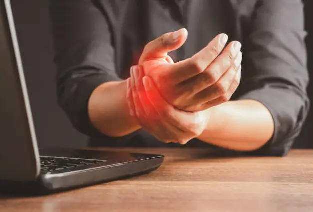 손목, 무릎 통증