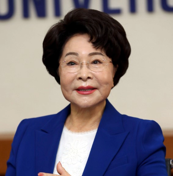 이길여 총장 근황 및 동안 비결
