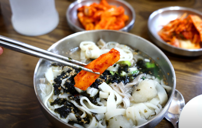 생생정보 순자할머니 감자옹심이 맛집 알아보기