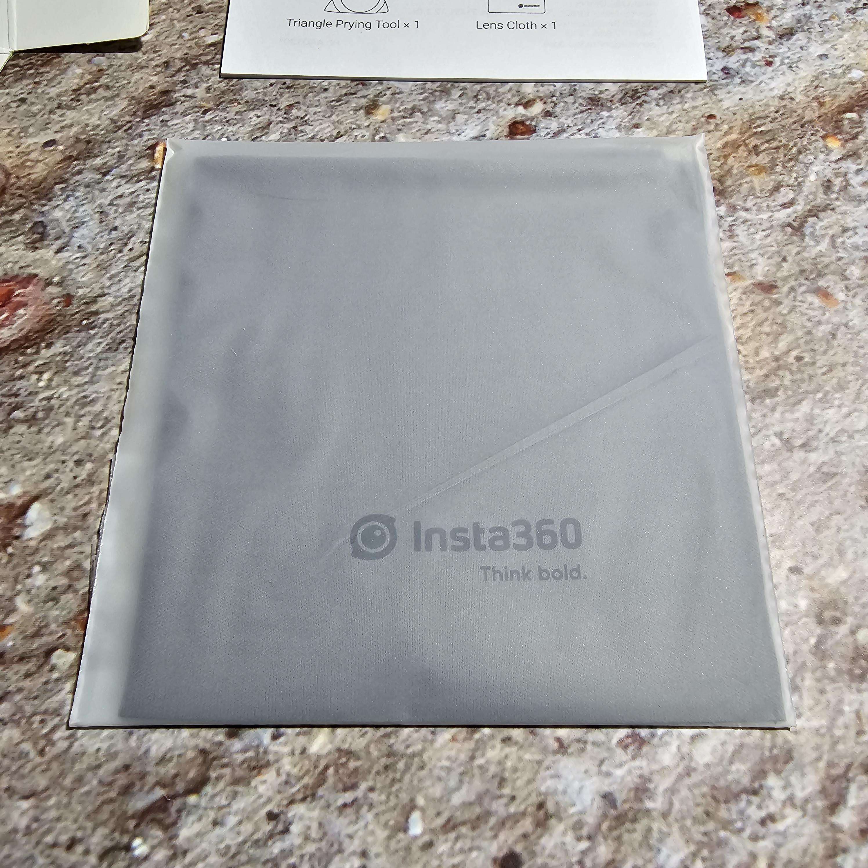 인스타360 X3 접착식 렌즈 가드 닦는 천