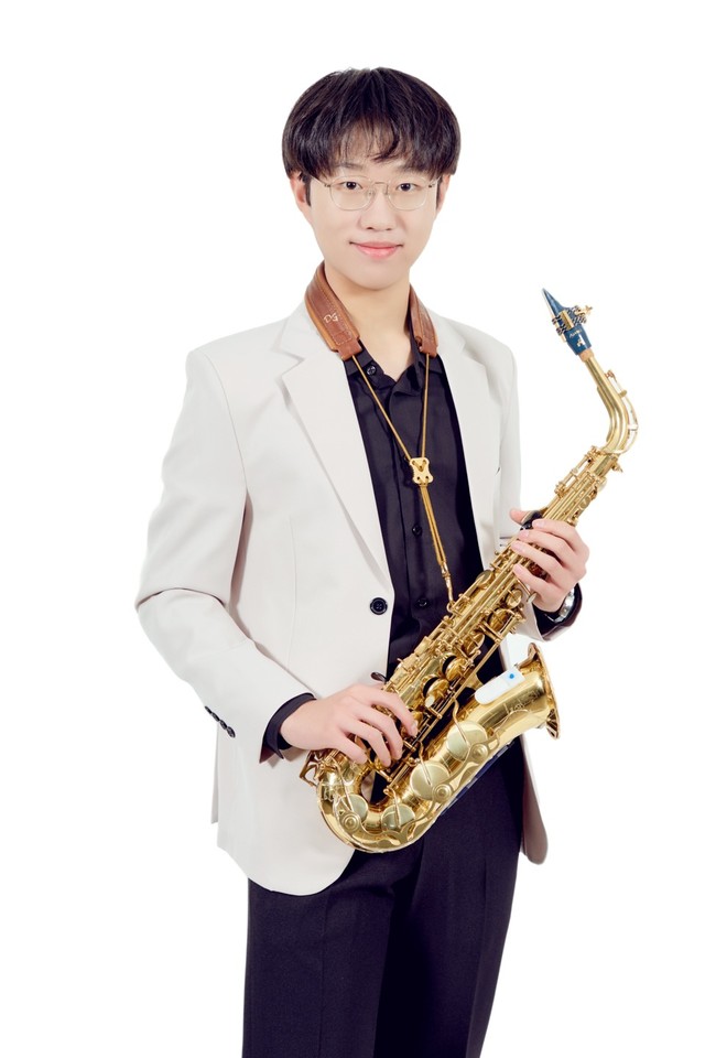 K-타이거즈: 태권도 퍼포먼스&#44; 색소포니스트 도유민&#44; 주례여중 댄스팀&#44; 다다페 금상 수상