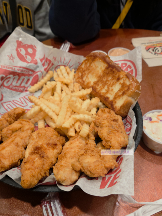 #la유니버셜 #la유니버셜 식당