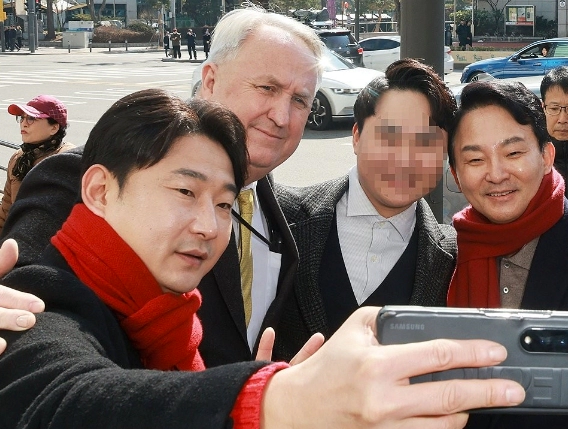 인요한 혁신위원장 국민의미래 비례대표 신청 이유