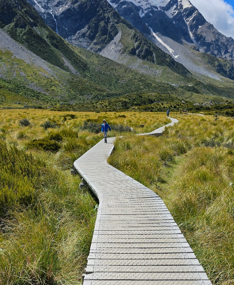 뉴질랜드 마운트쿡 후커밸리트랙 중 만나는 긴 데크 길