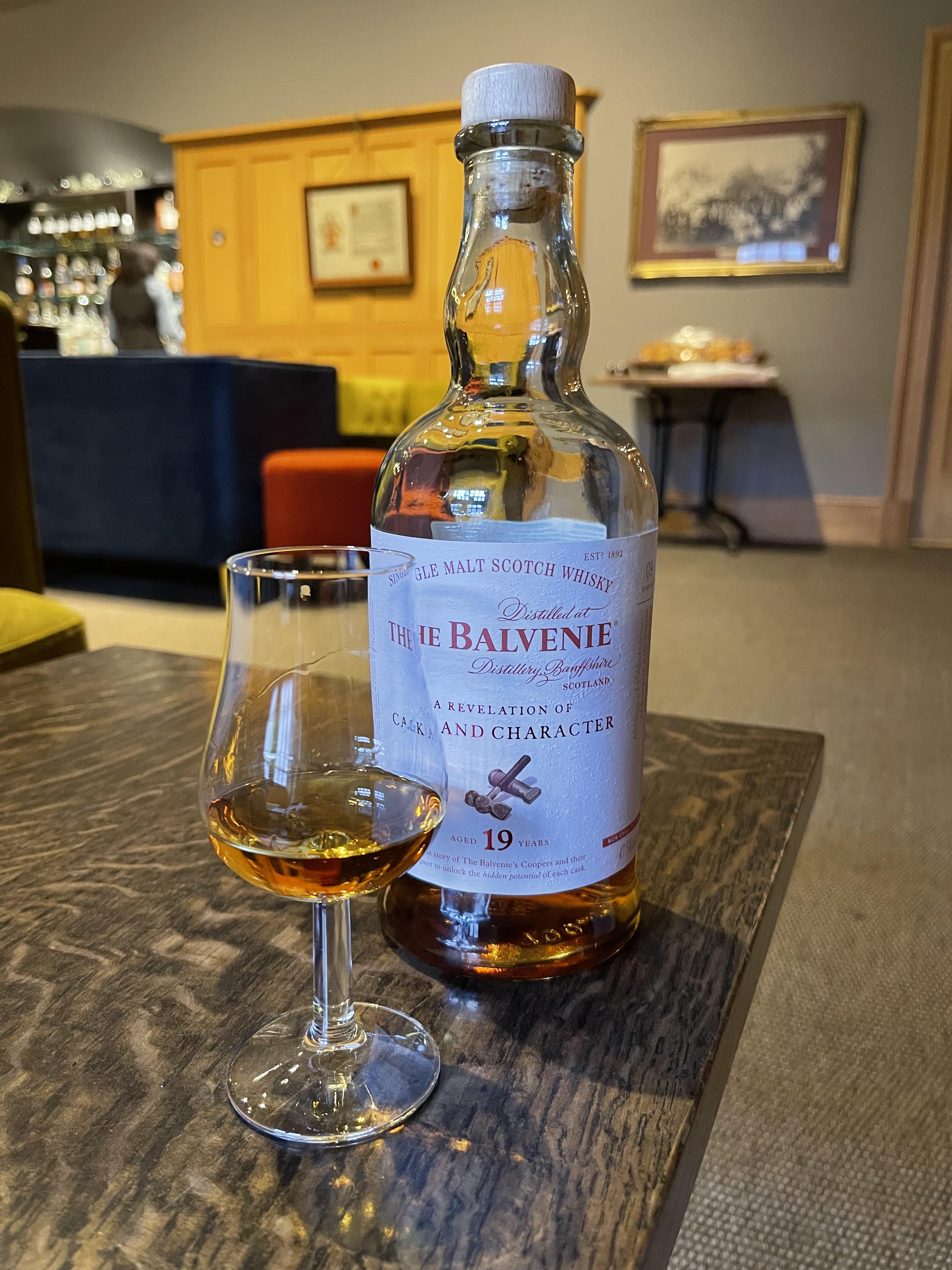 발베니 19년 레벌레이션 오브 캐스크 앤 캐릭터