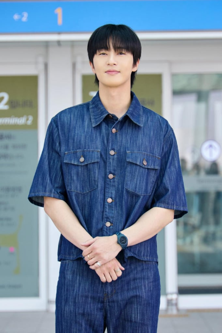 박서준덮머헤어스타일변화,박서준 공항패션,남자 덮머 스타일,덮머 헤어 추천,박서준 스타일 변화,덮머,헤어스타일,애즈펌,포마드