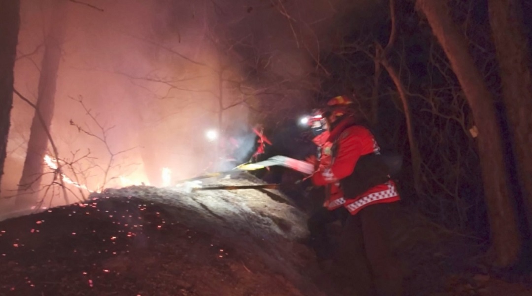 노원구 상계동 수락산 산불 발생
