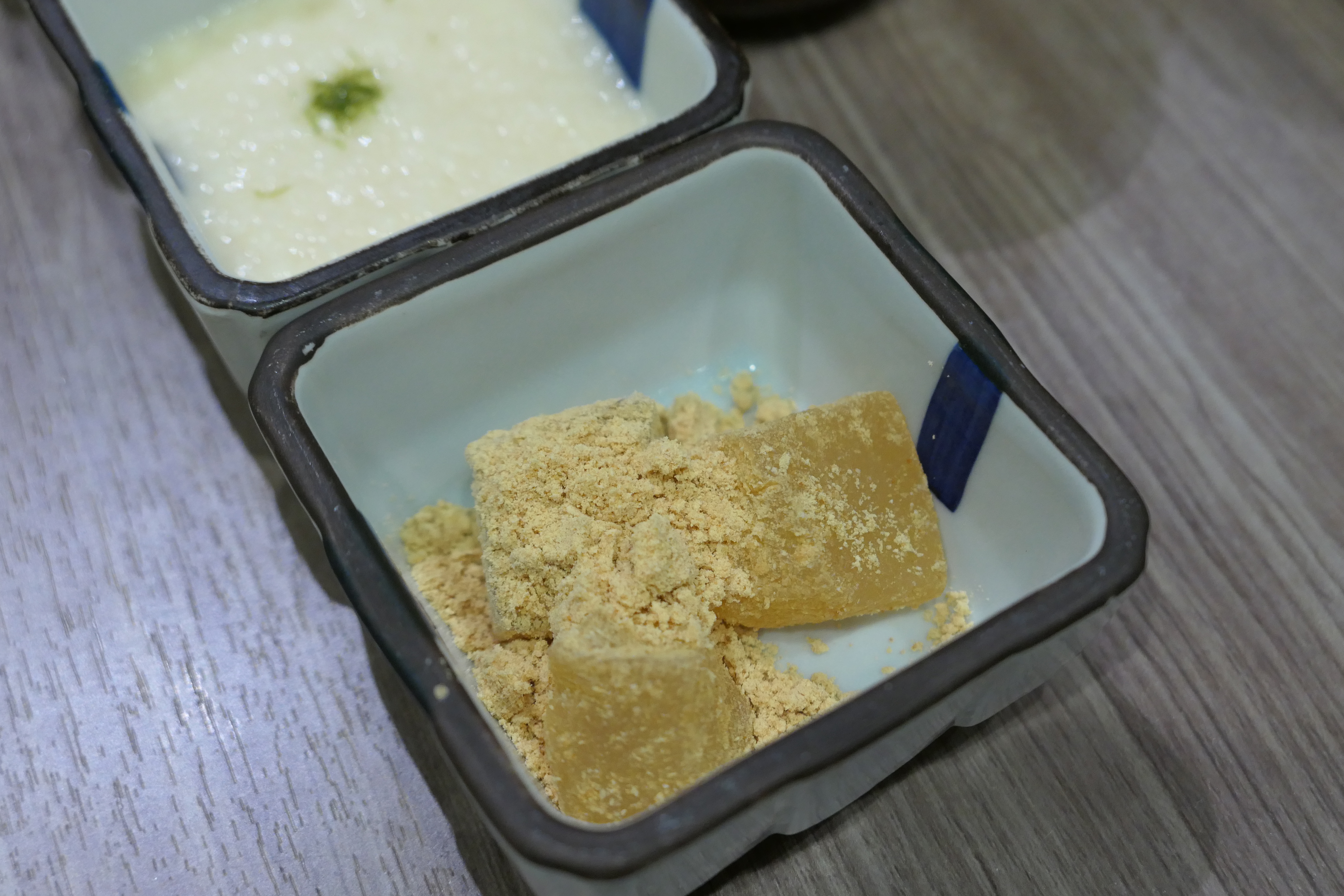 우메다 모토무라 규카츠 기본