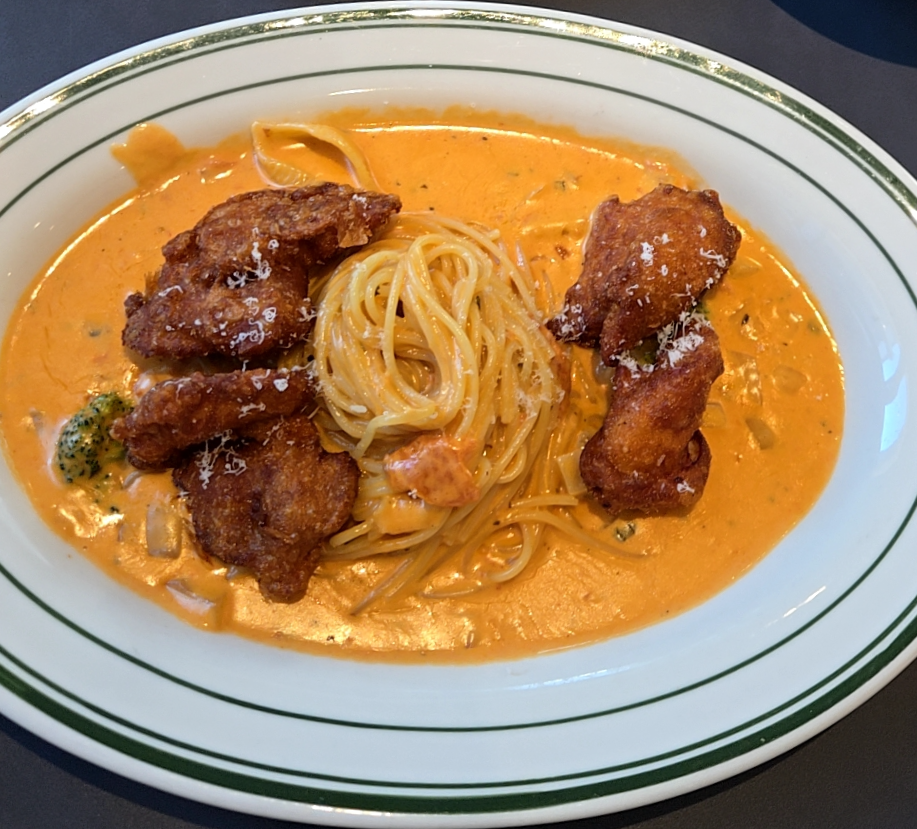 홍대돈가스 치킨 로제파스타 후기