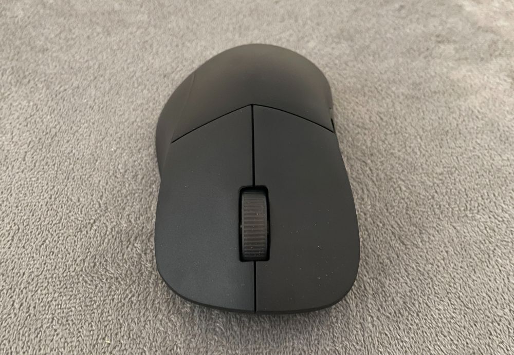 Cooler Master MM731 게임용 마우스 검토