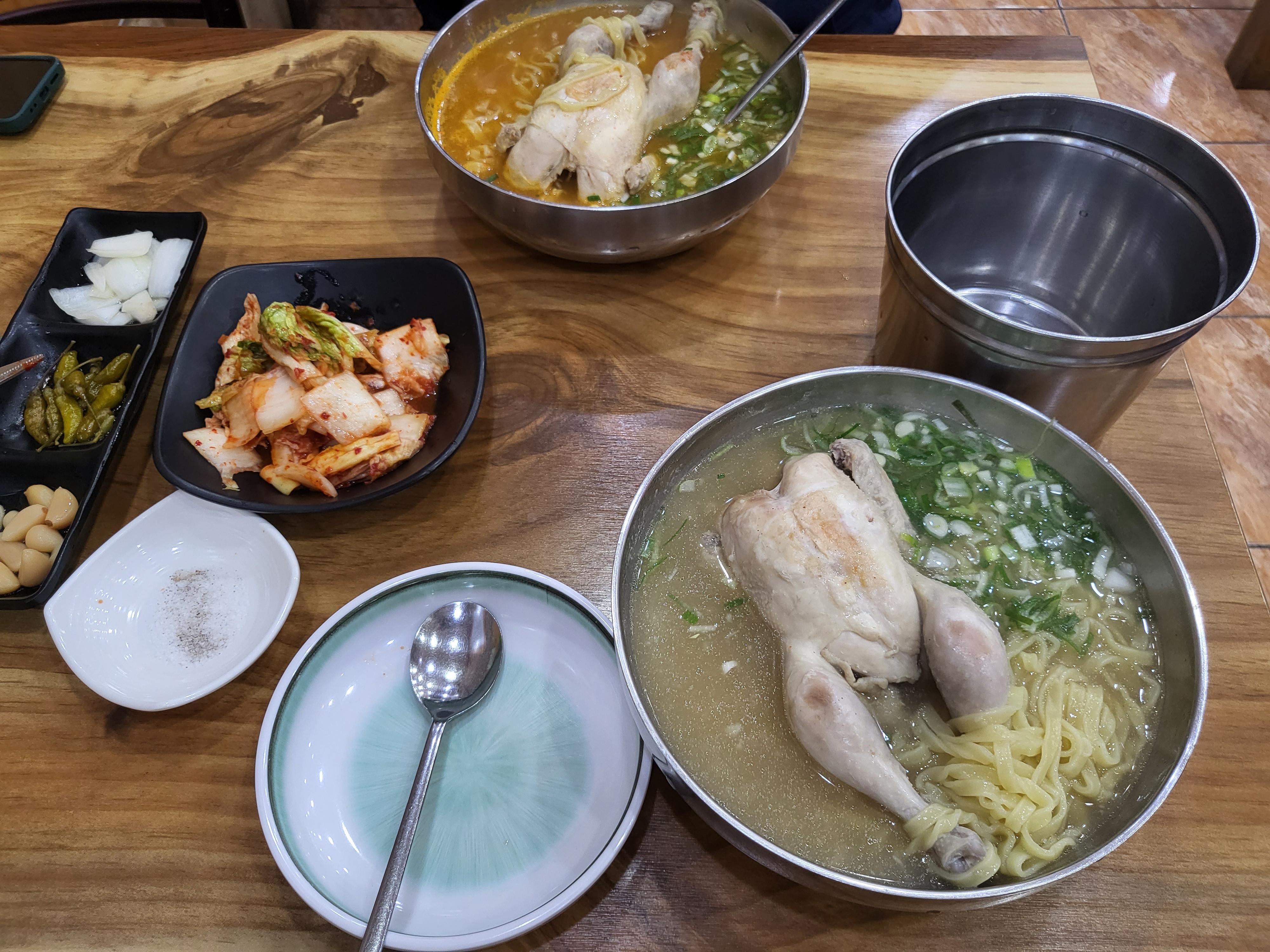 이가네생칼국수 - 항공샷