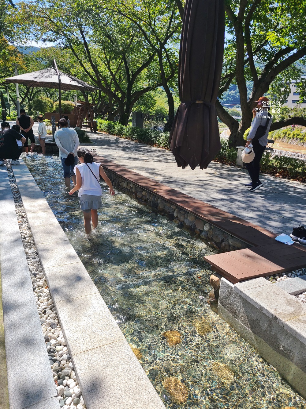 국내 온천여행 수안보 온천 즐기는 방법 네 가지 BEST 04 프라이빗 노천, 무료 족욕, 온천수 테라피 프로그램 포함