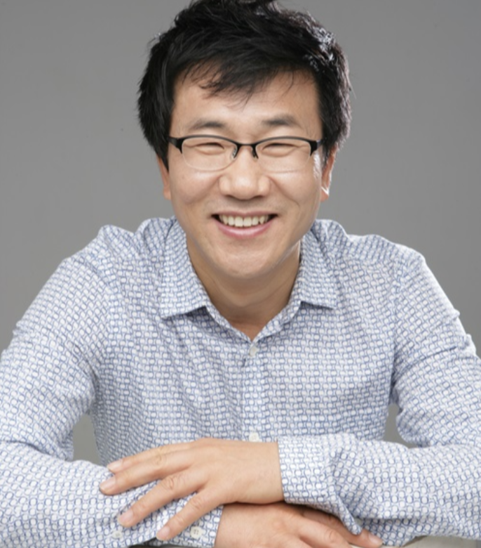 유영재 눈웃음