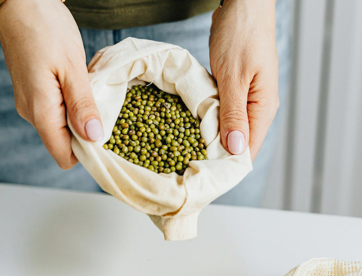 녹두를-담은-자루