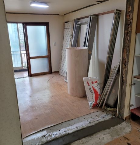 아파트 수리 철거 과정