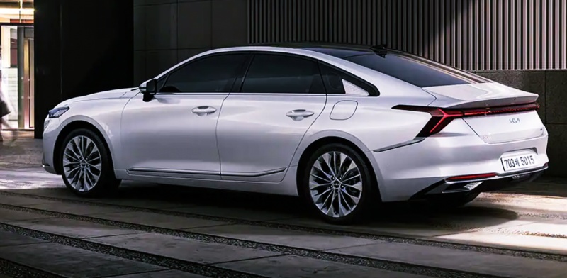 은색-K8-자동차-외관