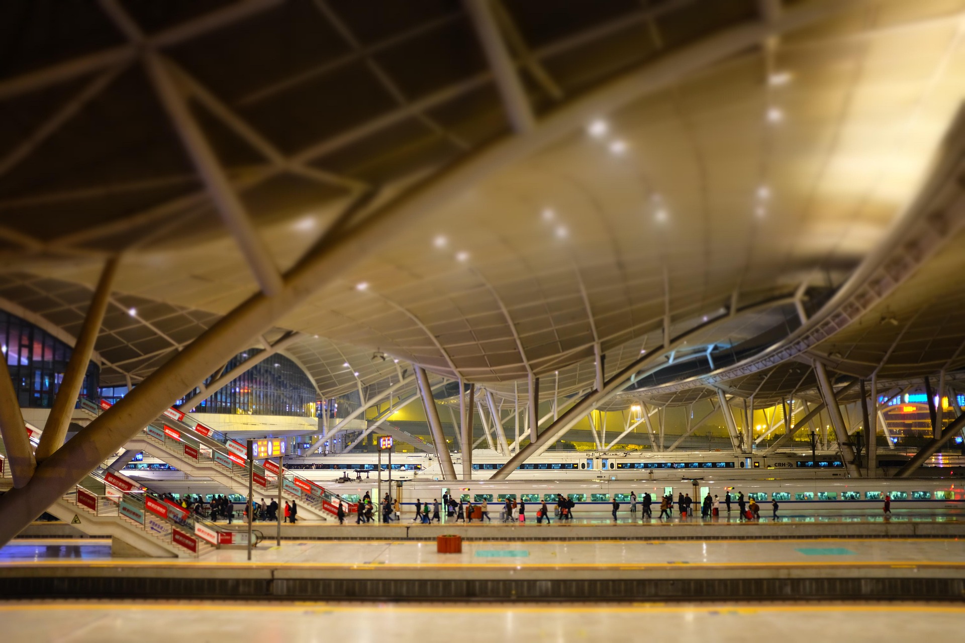 중국의 기차역 내부 모습