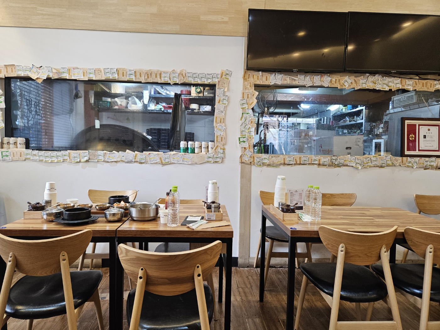 신재우 명인설렁탕 내부 인테리어