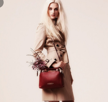 프라다 엠버서더의 저주?