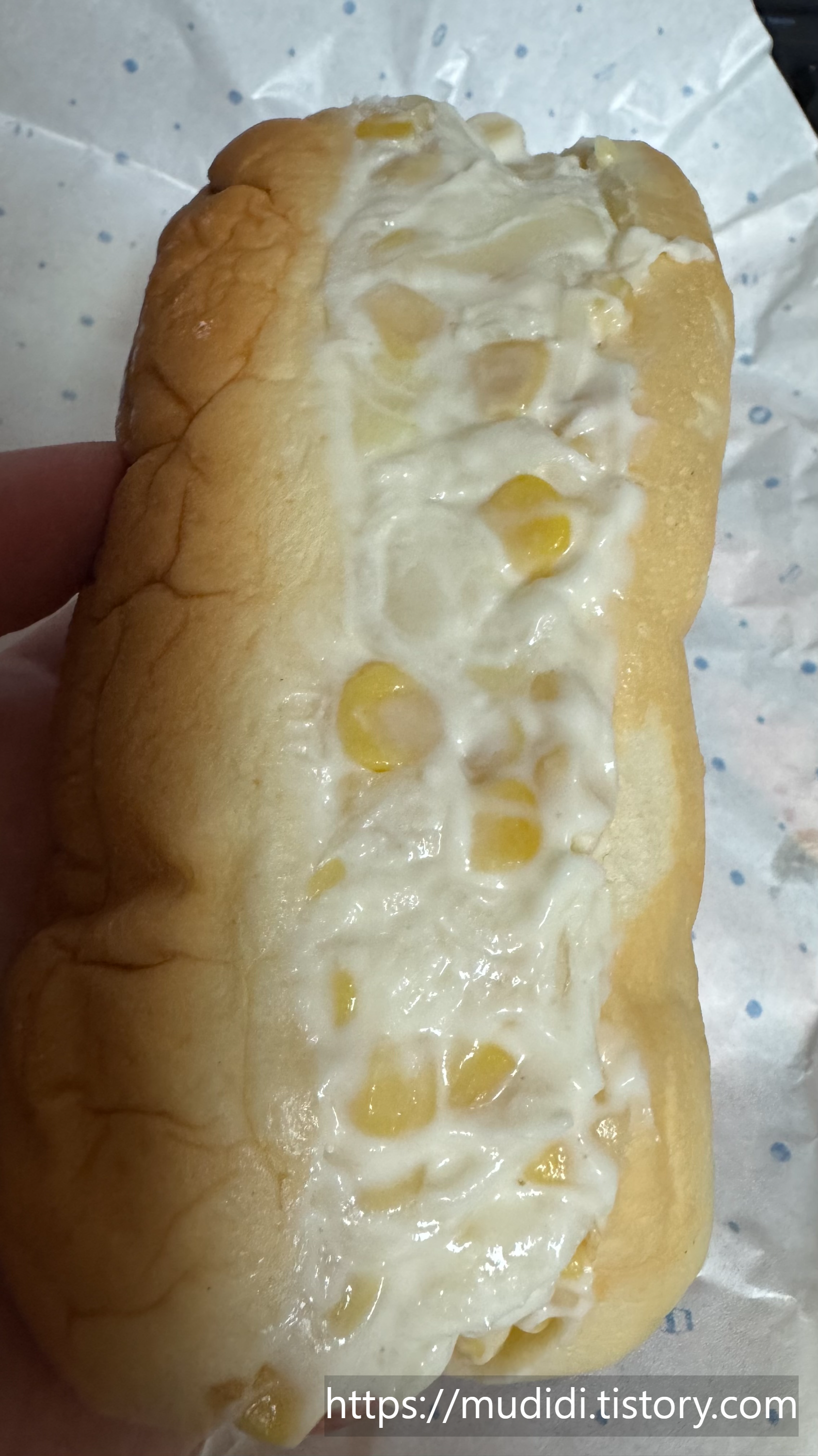 빽다방 소세지빵 3,500원 가볍게 먹어본 솔직한 한 끼 후기