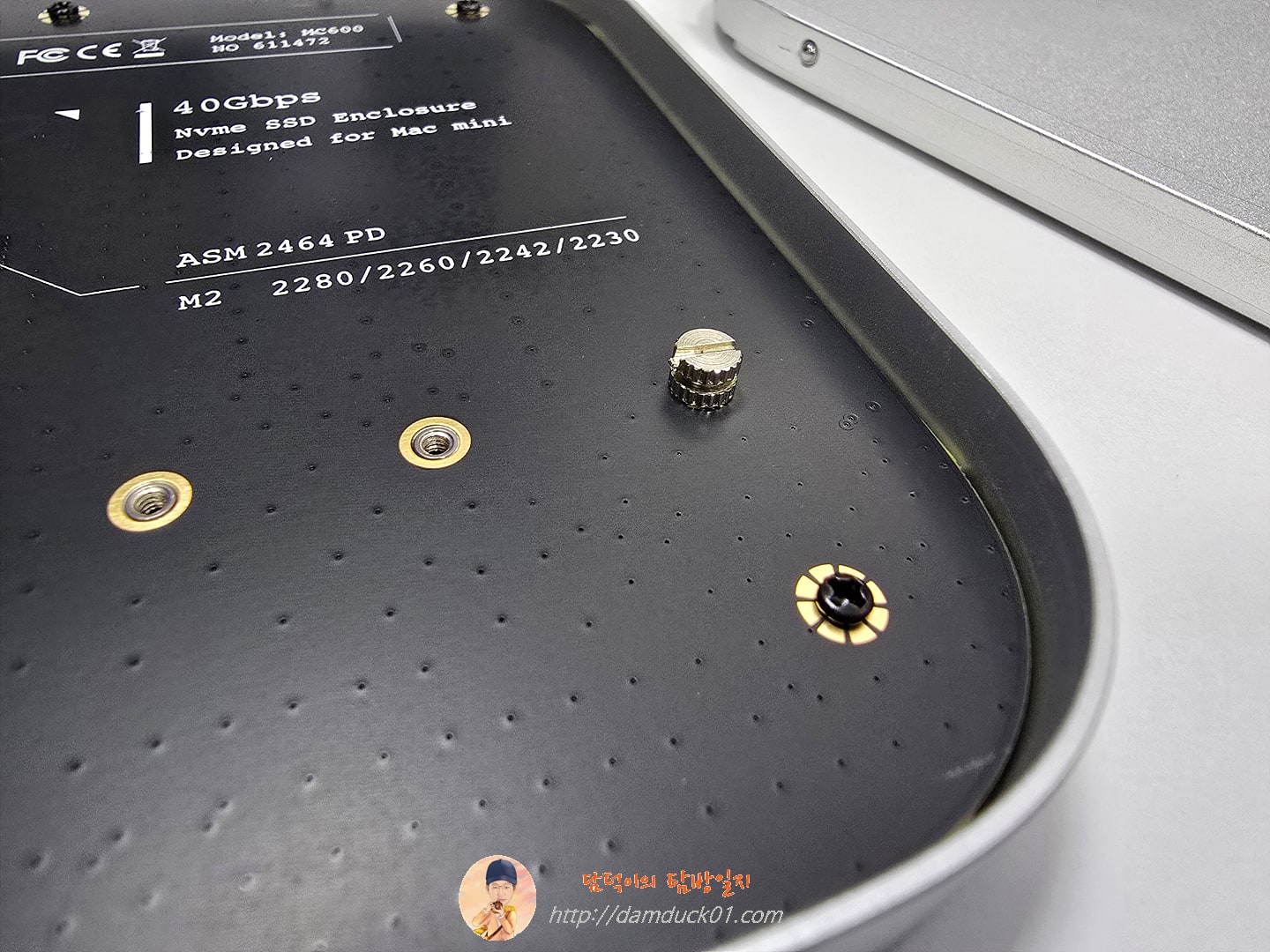 Hagibis USB4 하드 드라이브 인클로저 Thunderbolt 5/4 외부 SSD와 호환되는 Mac mini M4/M4 Pro용 40Gbps M.2 NVMe SSD 케이스