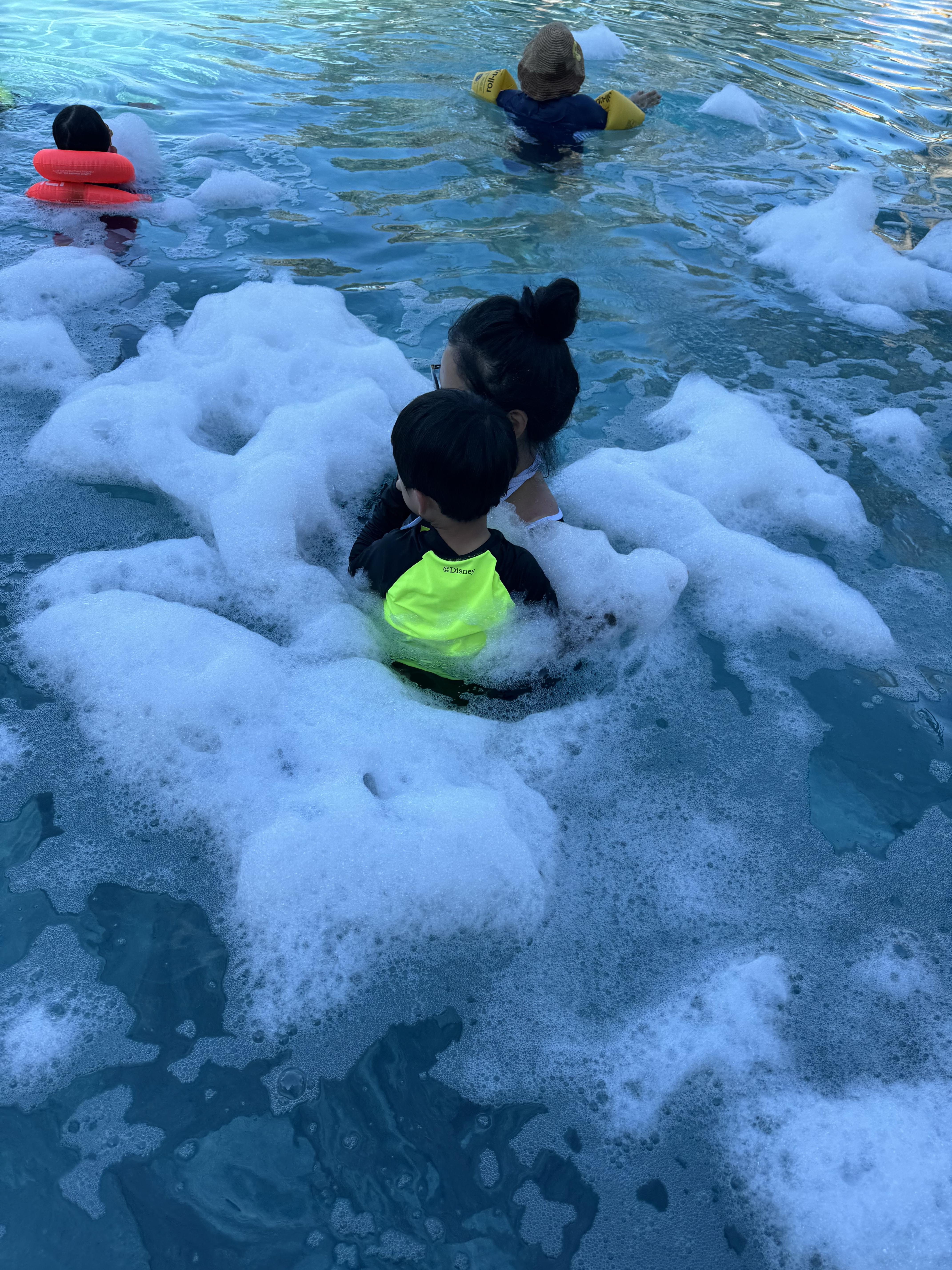 모벤픽 리조트 수영장