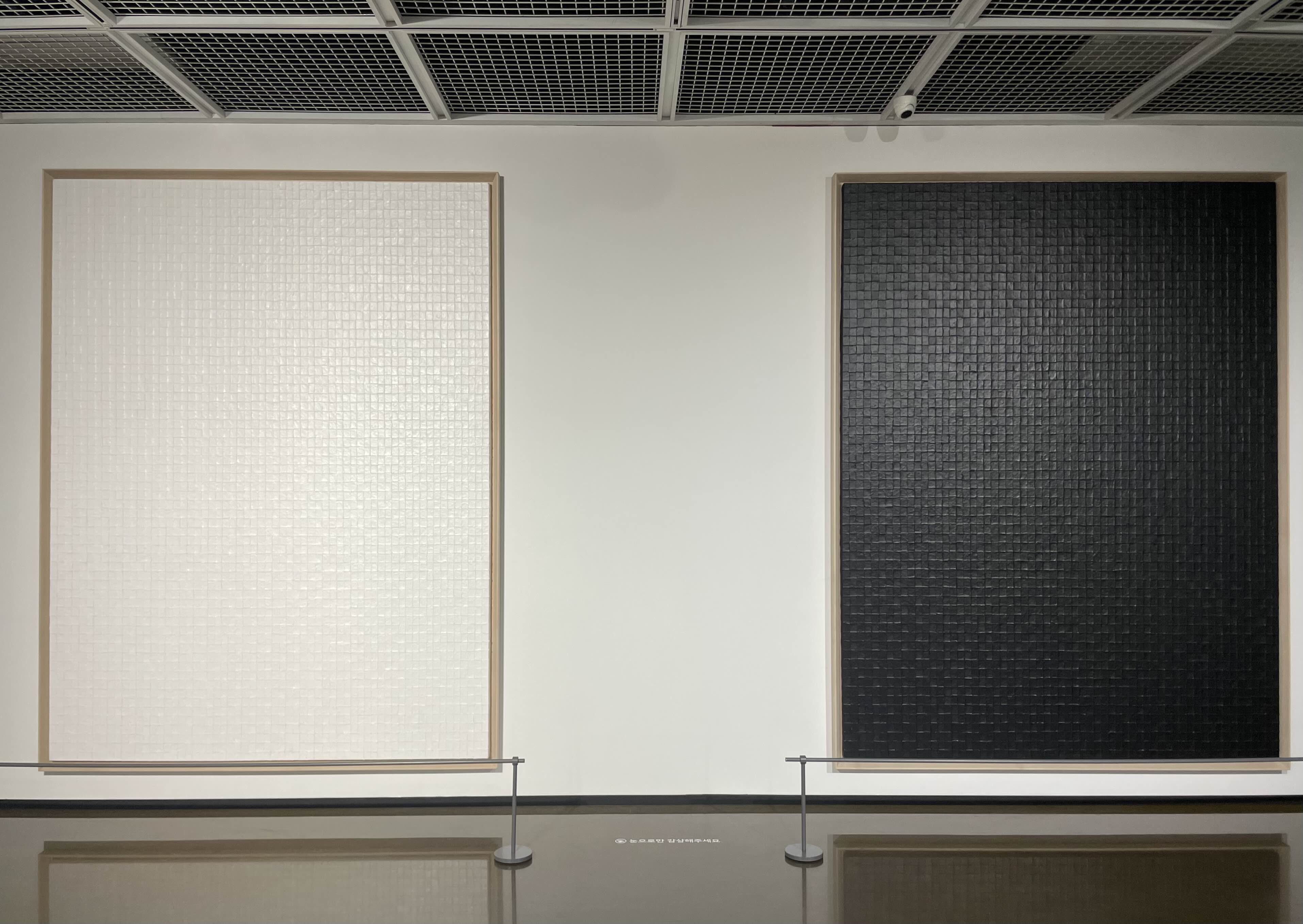 정상화-[左] 무제 12-7-15, [右] 무제 12-7-3 (2012, 캔버스에 아크릴)