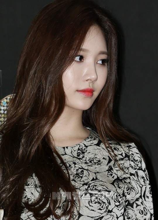 유라 프로필