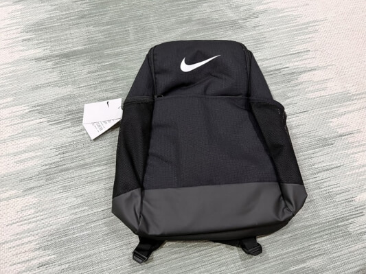 나이키 브라질리아 미디엄 백팩 전면 사진