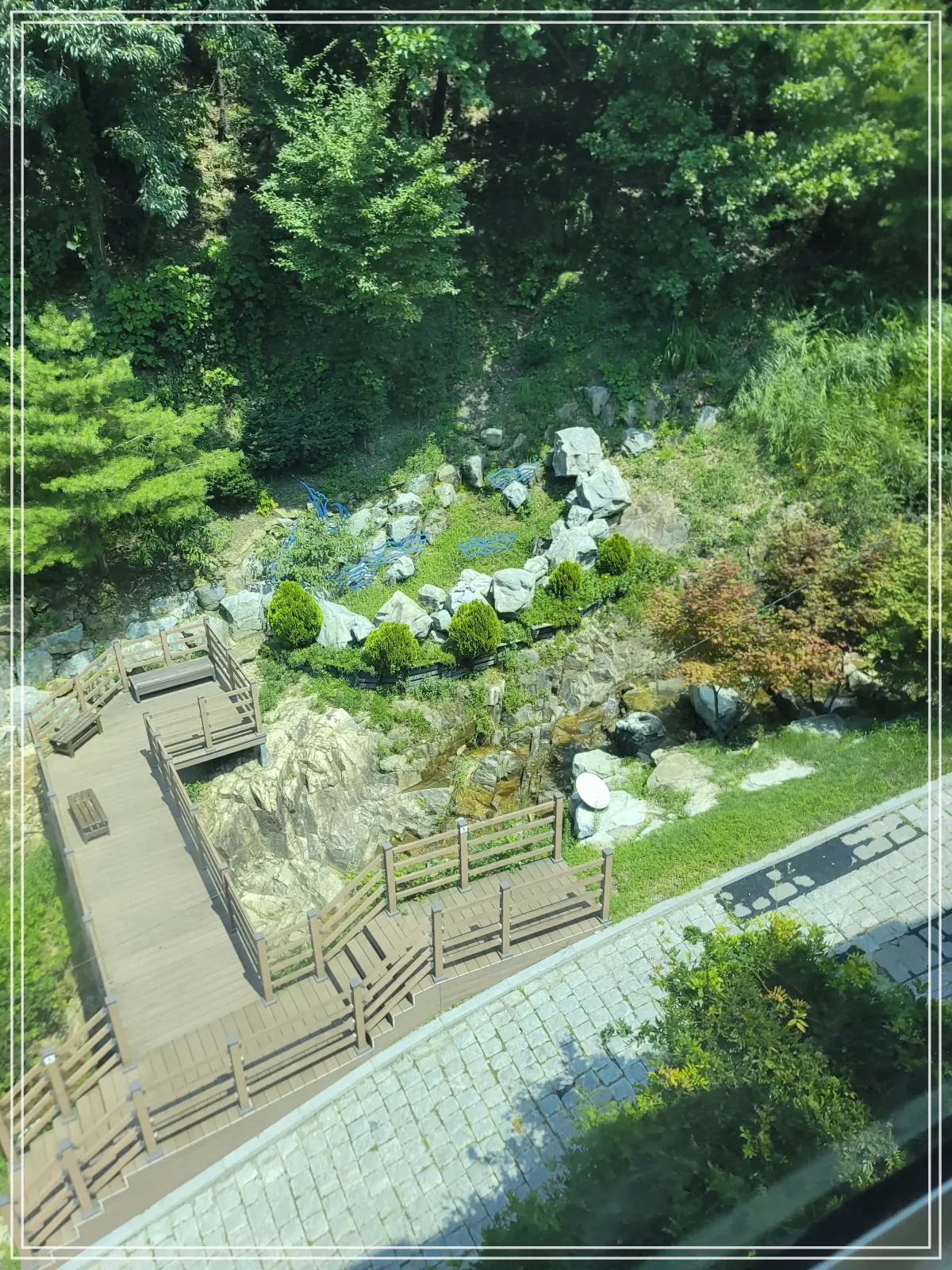 모노레일-왼쪽-아래-데크