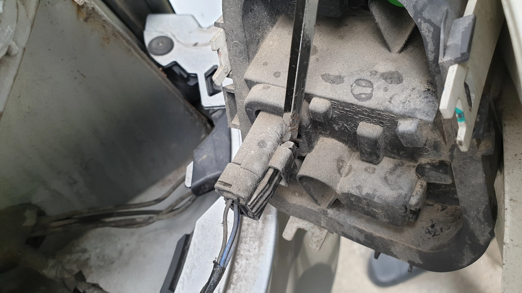 전원 잭 분리 방법