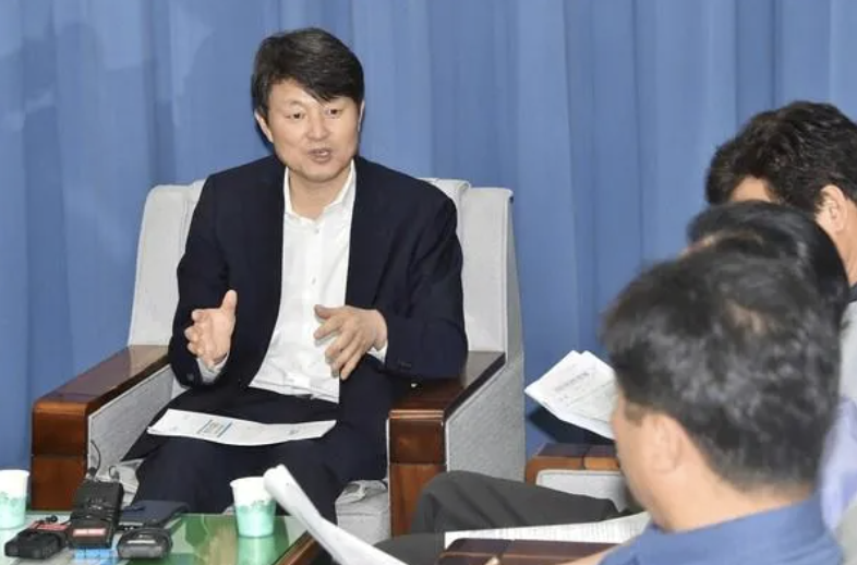 유재수 직권면직