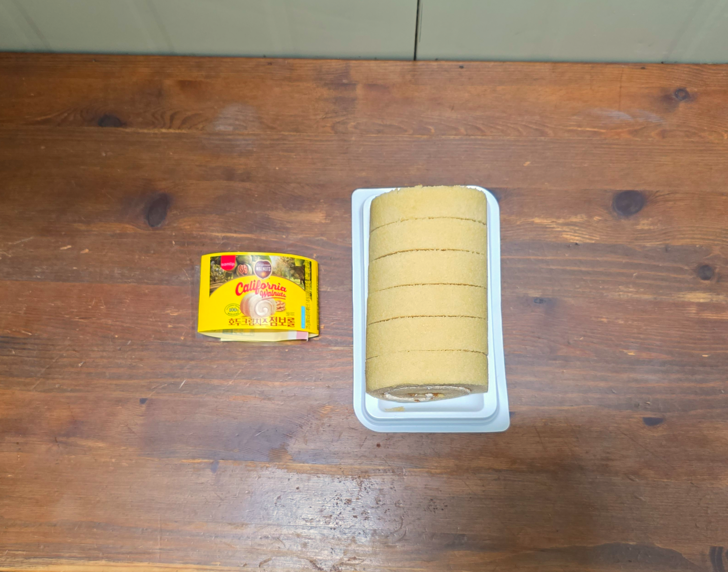 gs25호두크림치즈점보롤