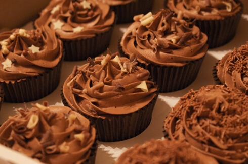 다릿 붓기 부종 빼는 초콜릿 아닌 것