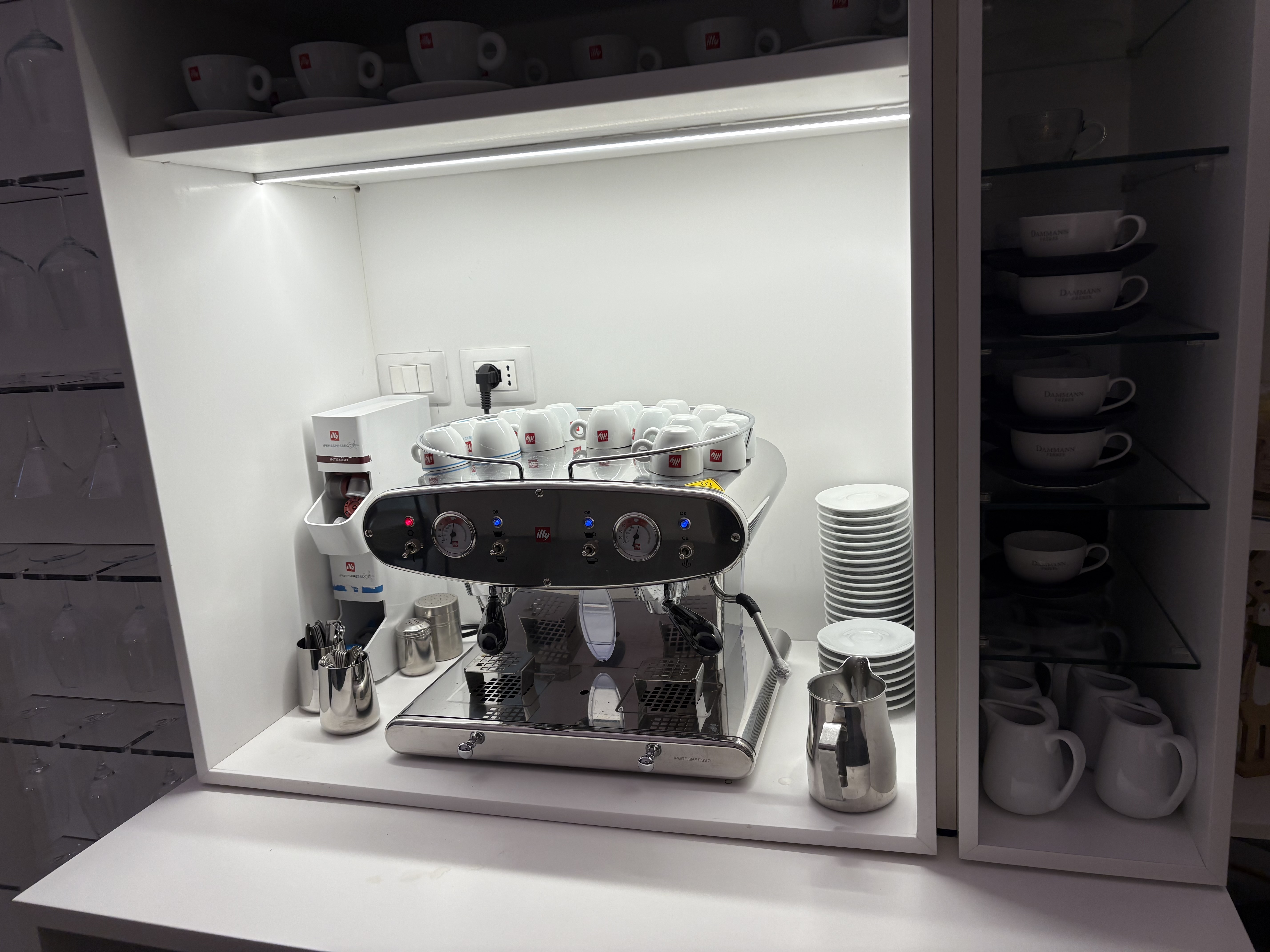 캠플러스 호텔 조식