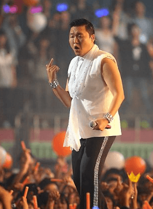 싸이 흠뻑쇼 언제뛰어야 할까?