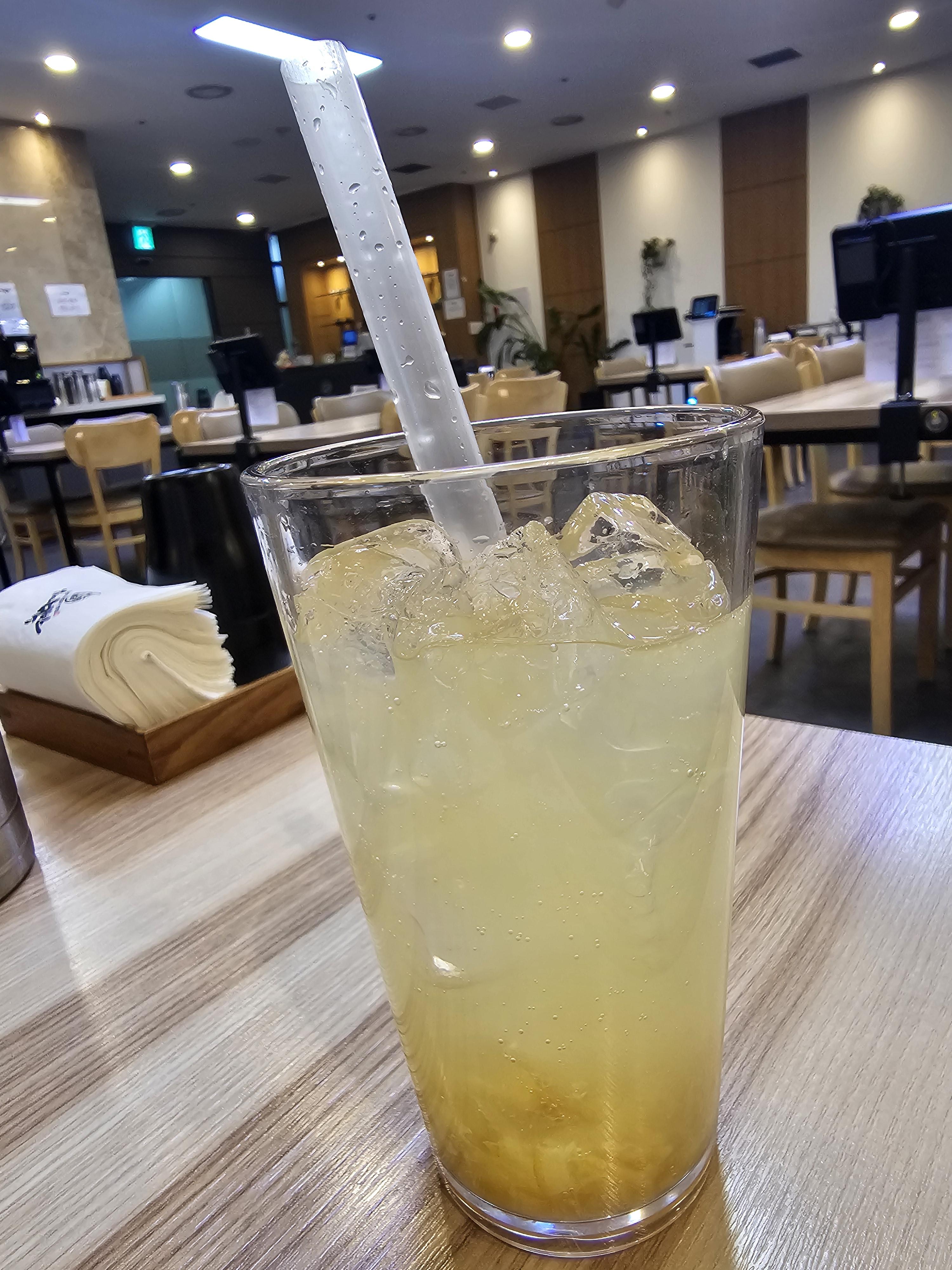 인천_신흥동_더봉반_레몬에이드