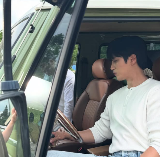 안보현 윤아 영화