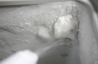 김치냉장고 성에 제거 온도설정과 냄새차단 청결유지 팁_3