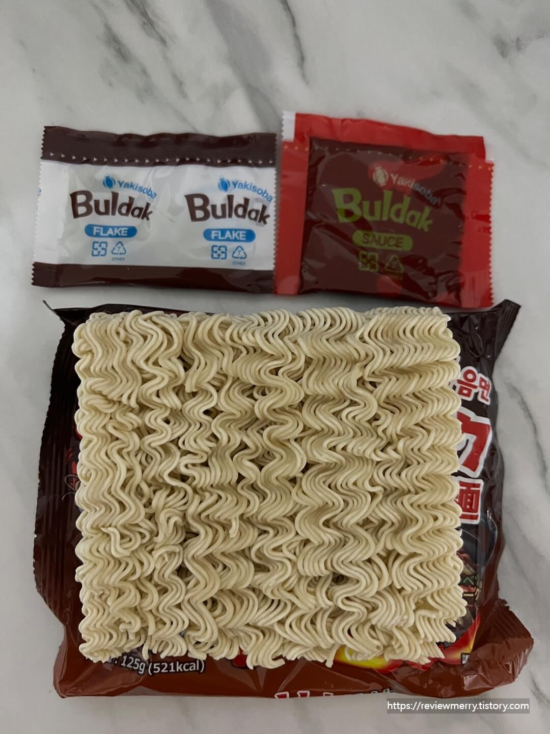 불닭 야끼소바 구성사진