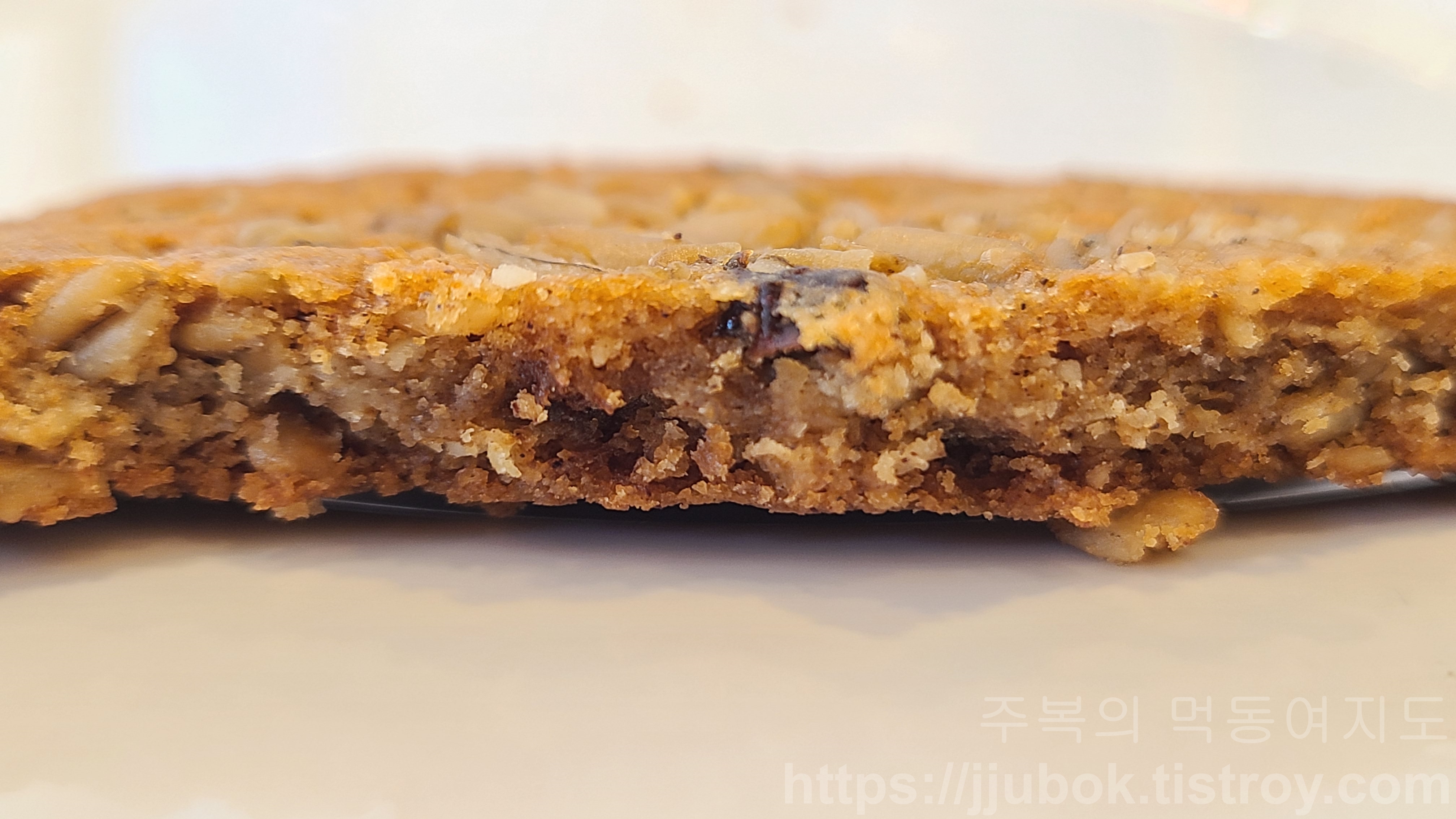 디저트-카페-두시오분-오트밀-체리-쿠키-맛