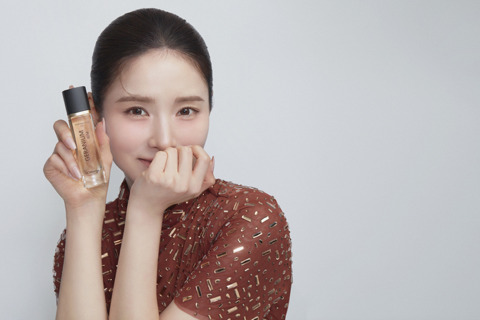 신세경 향수 메종 21G 제라늄 젬&amp;#44; 플로럴 우디의 고급스러운 매력