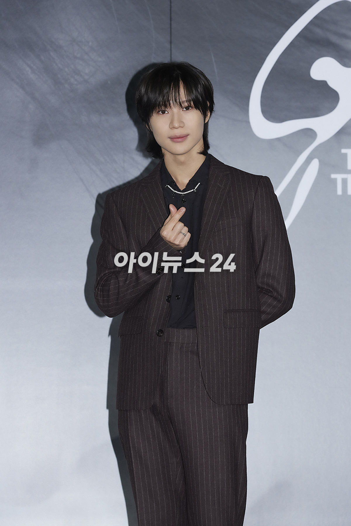 샤이니 태민이 30일 오후 서울 메가박스 성수에서 네 번째 미니앨범 'Guilty'(길티) 발매 기념 기자간담회를 열고 포토타임을 갖고 있다. [사진=SM엔터테인먼트]