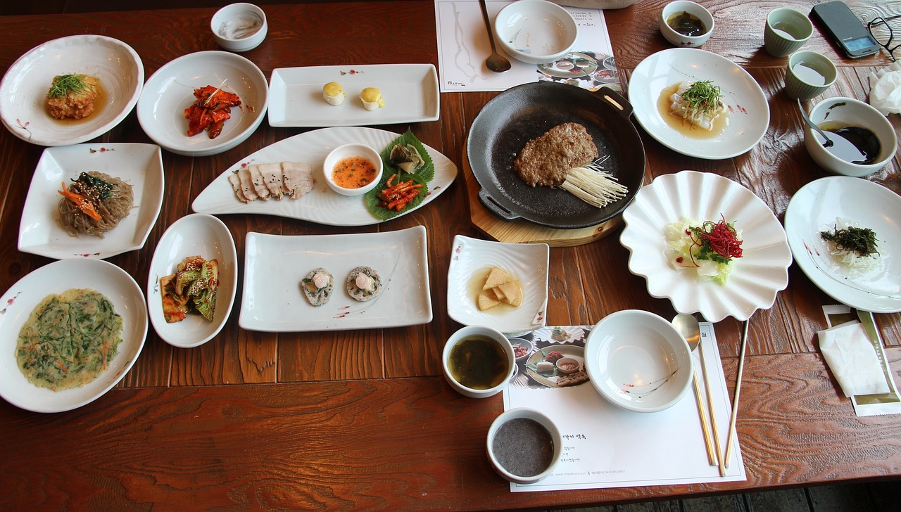 한식 밥상 사진
