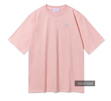염정아 핑크 티셔츠